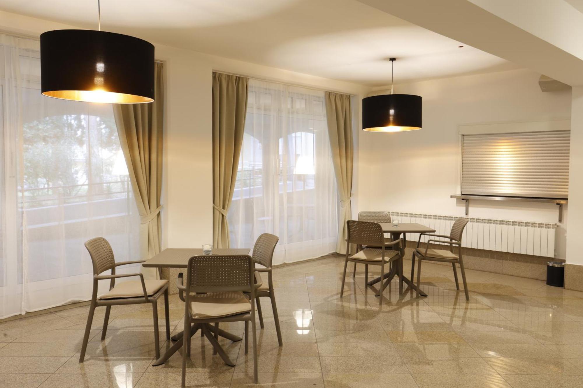 Floramare Health Resort Изола Екстериор снимка