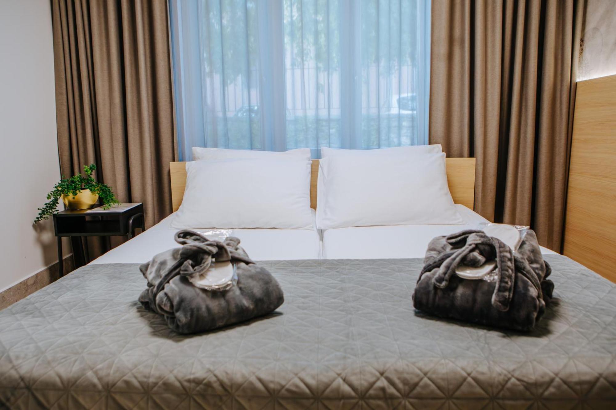 Floramare Health Resort Изола Екстериор снимка